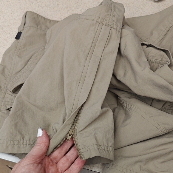 Eastern Mountain Sports Men's Hiking Cargo Pants - Tan - Picture 5 of 6